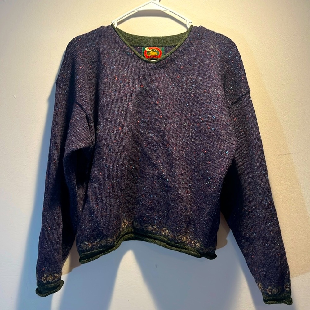 EUC - Vintage ALPS FINE WOMENS APPAREL v-neck sweater - Size L